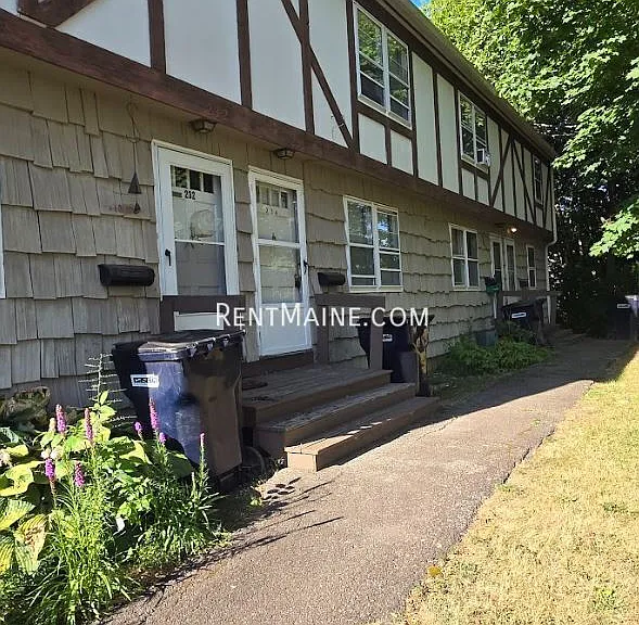236 Mount Hope Ave — Photo 1