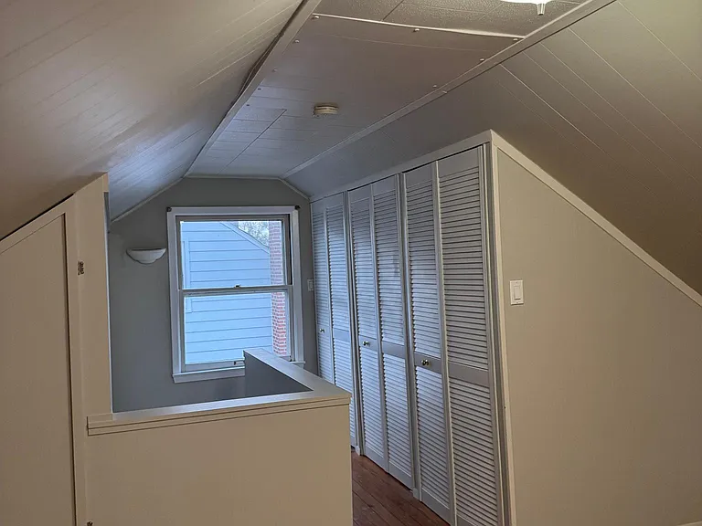 1311 N Alexander Ave — Photo 9