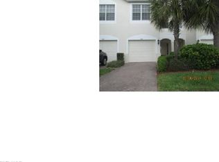 941 Hampton Cir, Naples, FL 34105