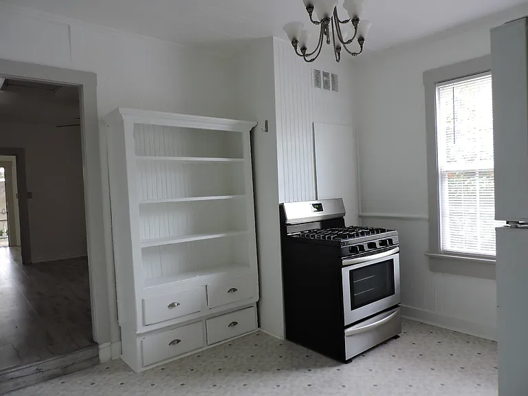 316 T St #A — Photo 7