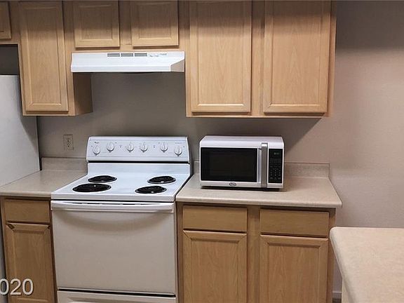 5th image of 2615 W Gary Ave Unit 1060