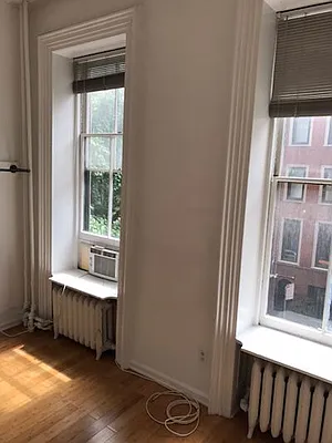 Rented by Aryeh Realty | media 17