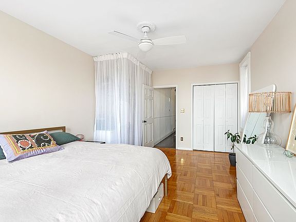 5th image of 6702 Ridge Blvd APT 4F