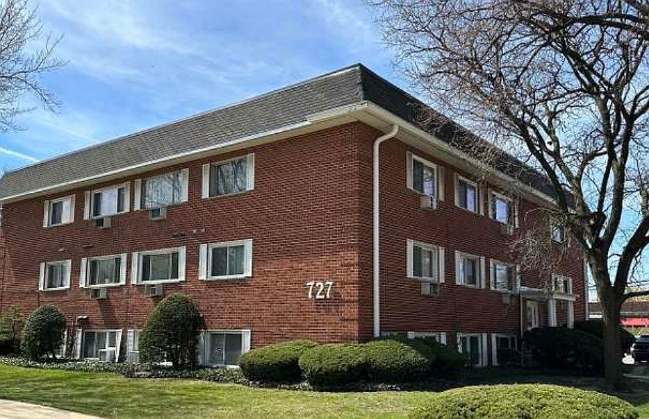 1st image of 727 S Maple Ave #100