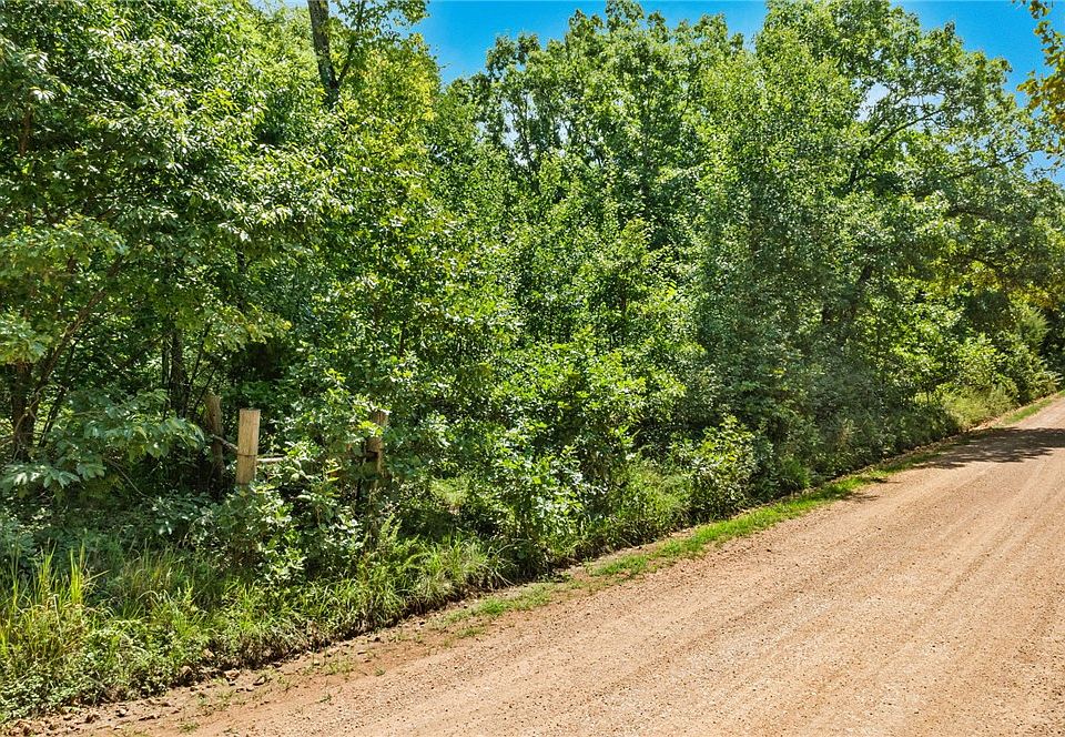 1st image of Fruitwood Rd
