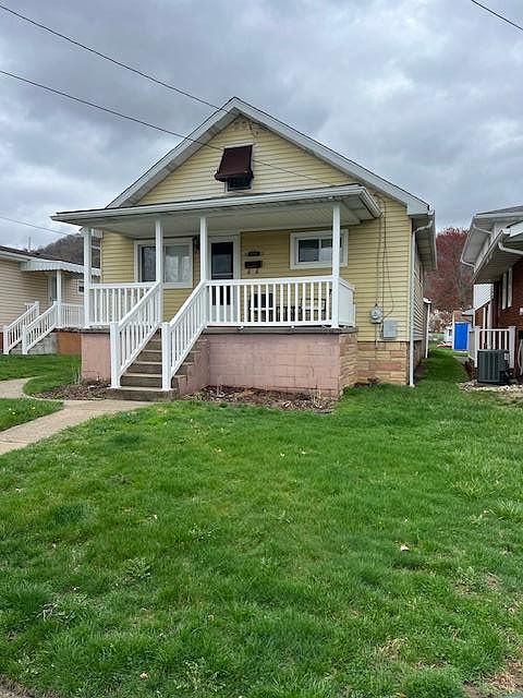 1st image of 310 Pine Avenue