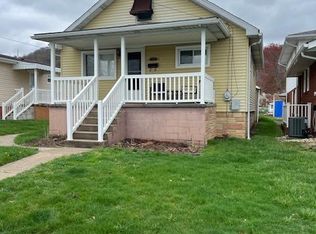 310 Pine Ave, Moundsville, WV 26041