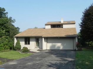 894 Skyline Dr, Gap, PA 17527