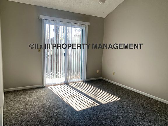 2nd image of 1415 E 21st Ter