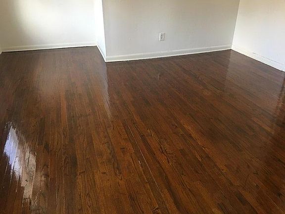 5th image of 1208 Pine St APT 3R