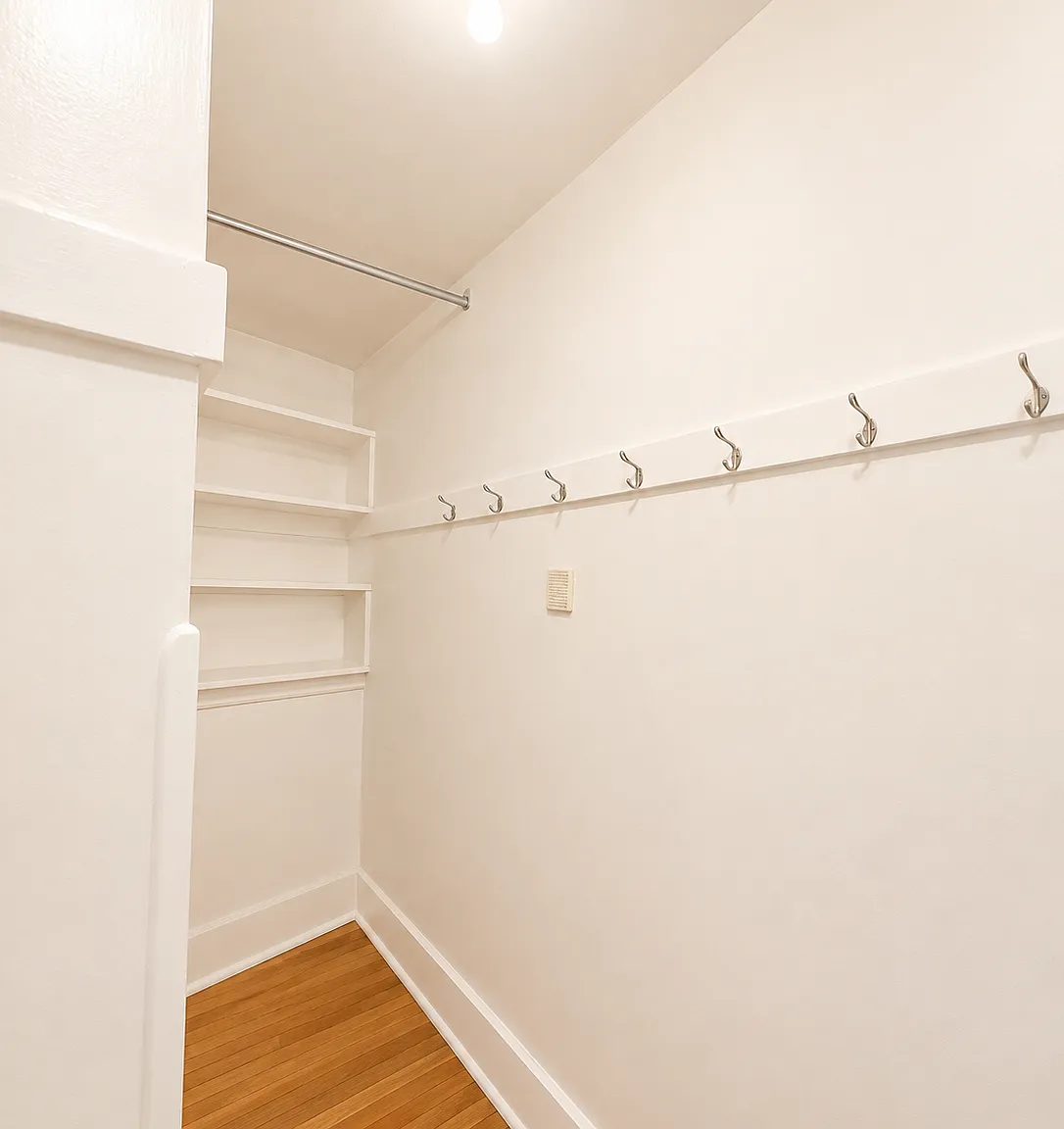 1 bed, 590 sqft, $875 — Photo 3