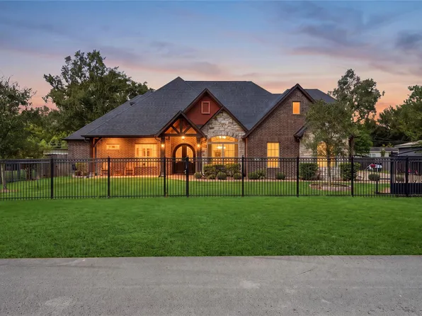 21015 Briar Willow Dr, Porter, TX 77365