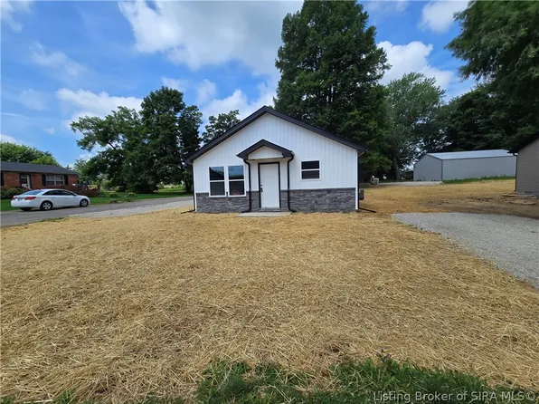 71 S Beech Street, Campbellsburg, IN 47108