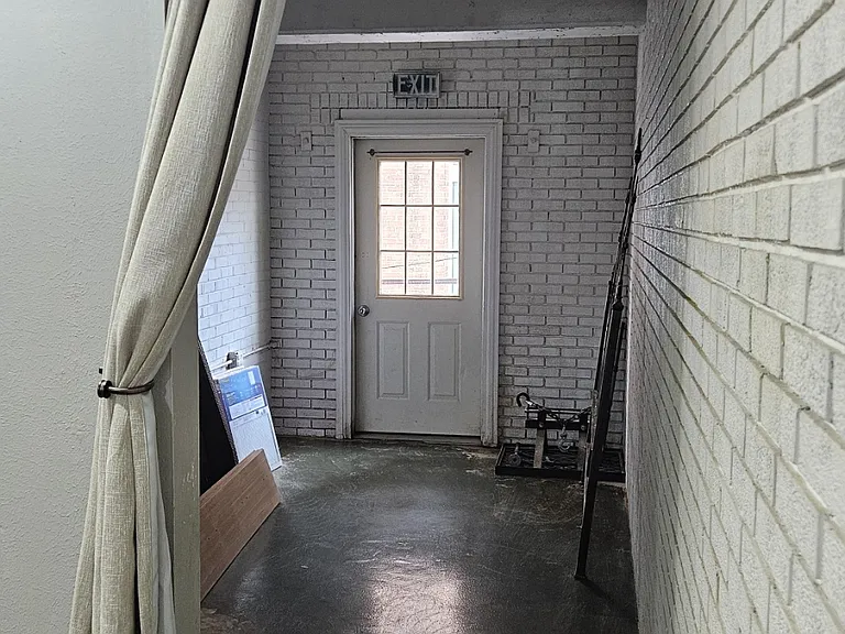 710 Crockett St #716 — Photo 6