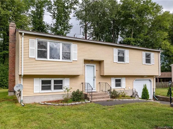 28 Linwood Drive, Bloomfield, CT 06002