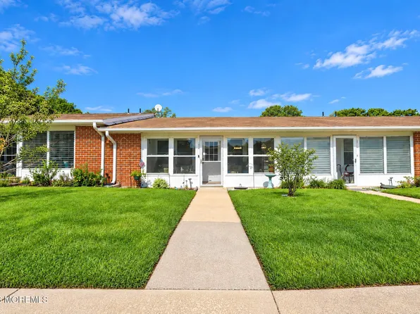 1017D Aberdeen Drive, Lakewood, NJ 08701