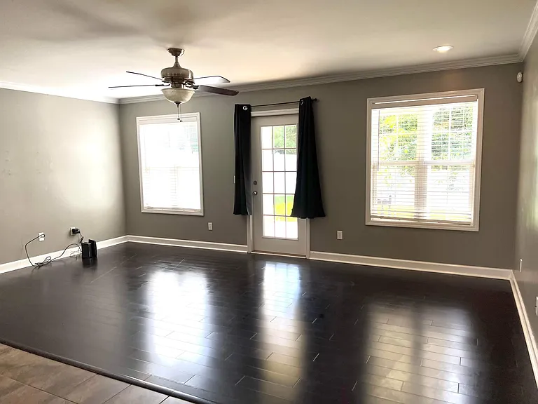 115 Cody Dr — Photo 8