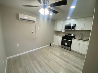 45502 10th St W UNIT A, Lancaster, CA 93534