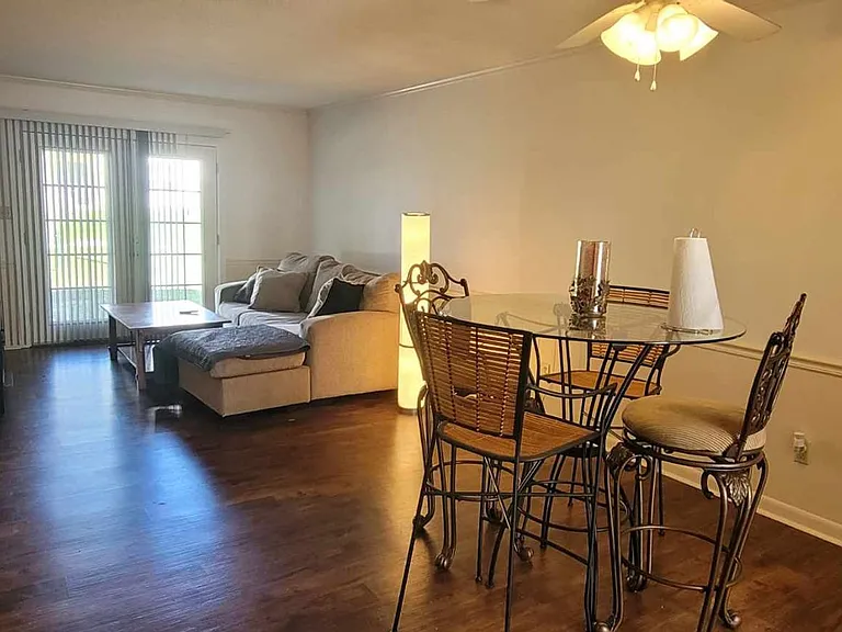 2325 W Pensacola St #116 — Photo 3
