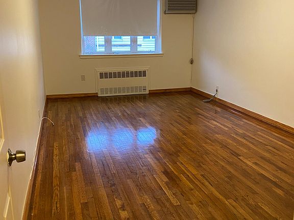 5th image of 1277 E 56th St #1