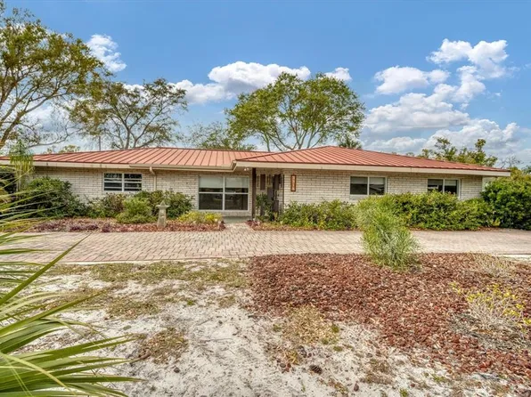 3318 Fair Oaks Pl, Sarasota, FL 34239