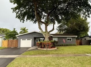 1815 N 42nd Ave, Hollywood, FL 33021