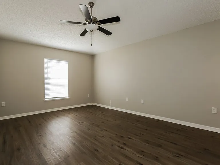 4715 Little Denise Ct — Photo 10