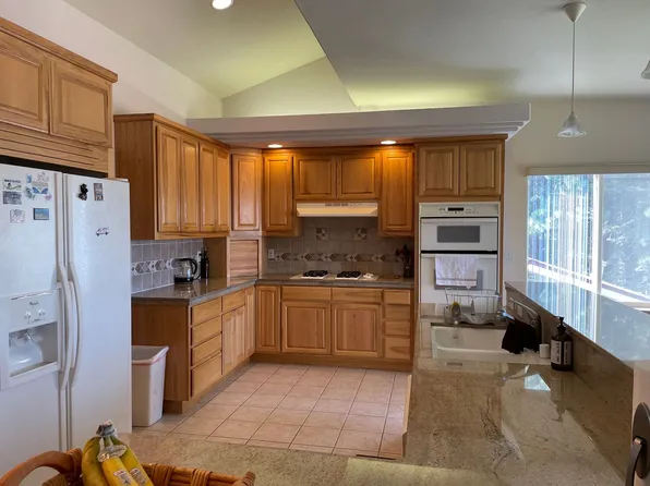 597 Tahoe Island Dr, South Lake Tahoe, CA 96150