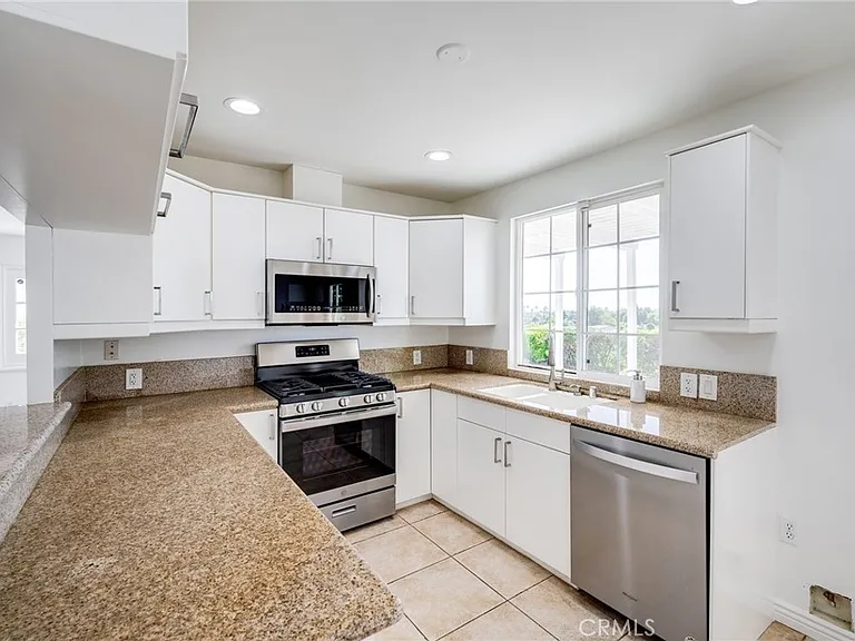 7126 Atheling Way — Photo 4