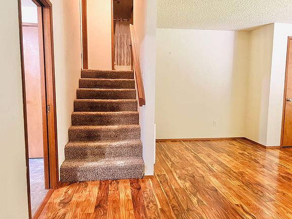 5th image of 1314 Quince St NE