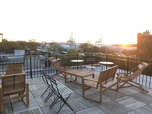 Rented by Premier Metro Realty Corp | media 23