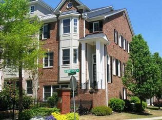 1046 Emory Parc Pl, Decatur, GA 30033