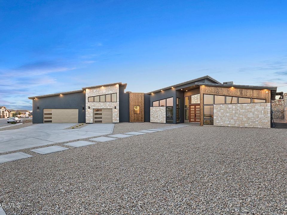 1st image of 12371 Freshwater Dr