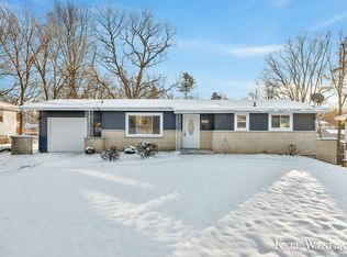 2823 Crestview Ave, Kalamazoo, MI 49006