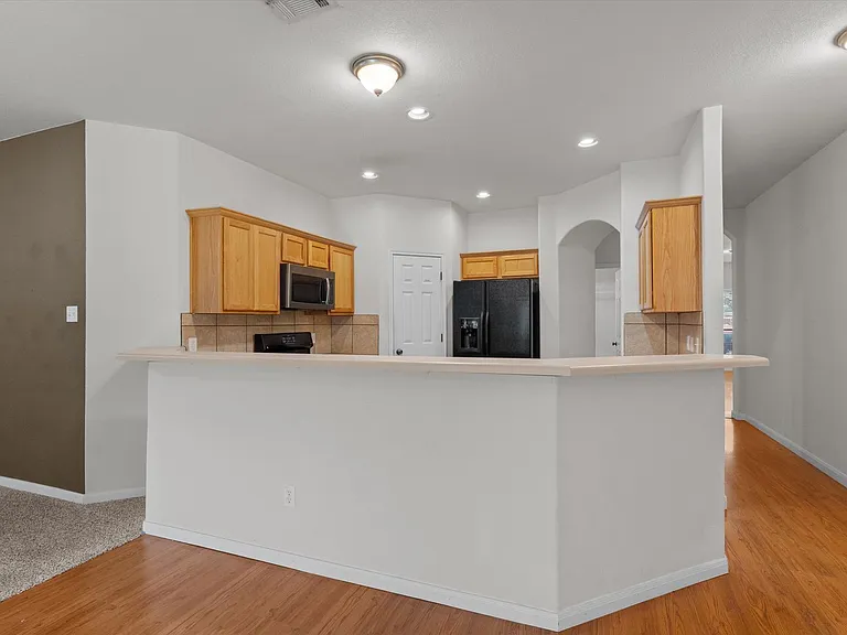 1916 Wheaton Trl — Photo 13