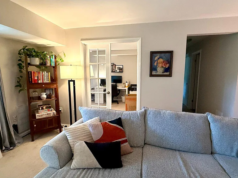 1923 Wilson Ln #103 — Photo 9