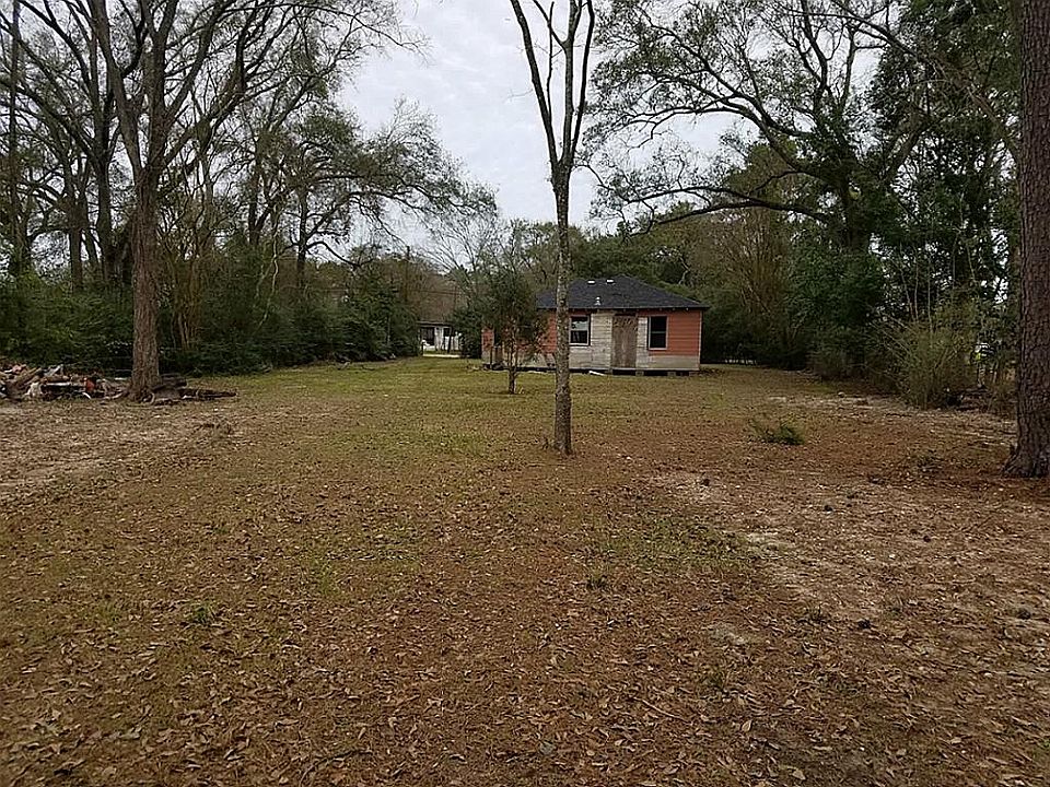 1st image of 2503 Paul Quinn St