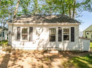102 Holly Ave, Prudenville, MI 48651