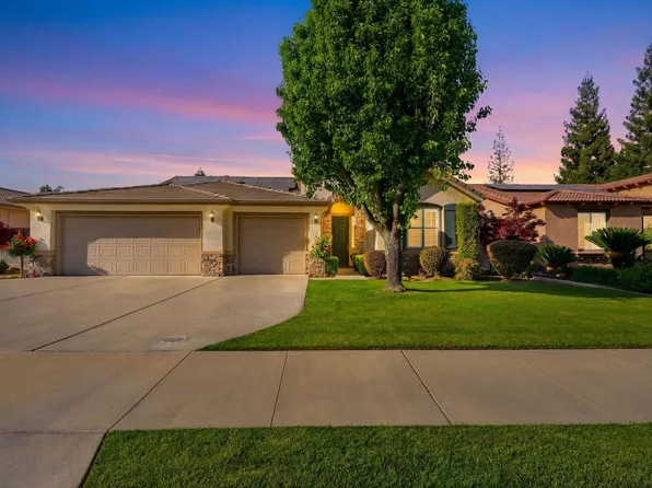 1631 Kamm Ave, Kingsburg, CA 93631