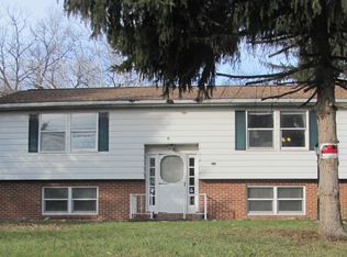 2760 Woodward Ave, Lock Haven, PA 17745
