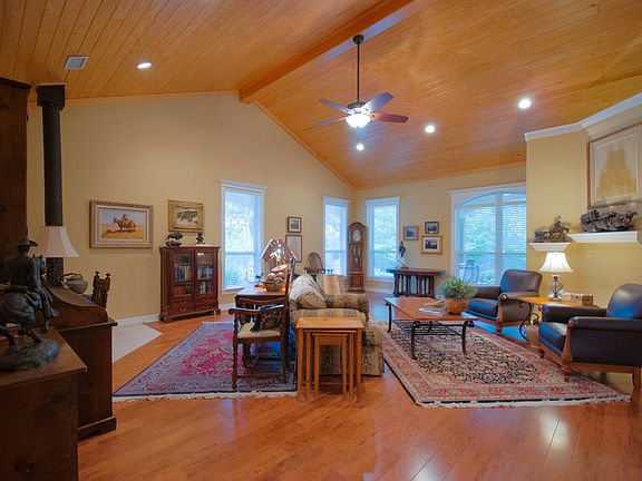4th image of 17647 Indian Lakes Dr