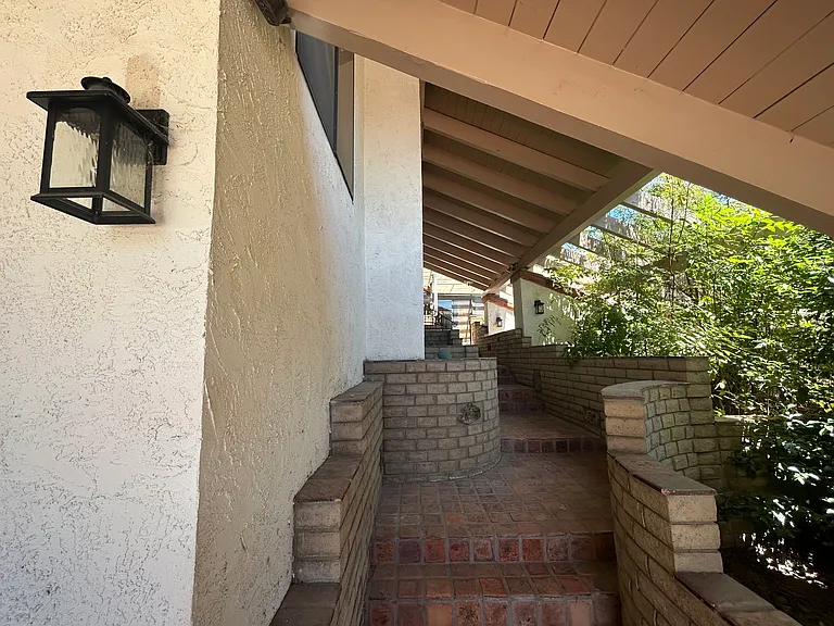 2911 Hawk Rd — Photo 25