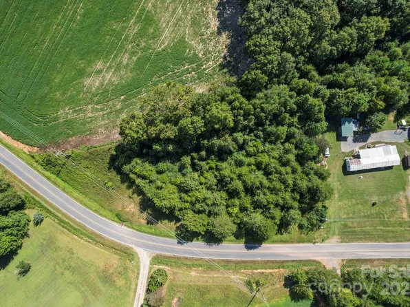 15678 Silver Rd, Oakboro, NC 28129