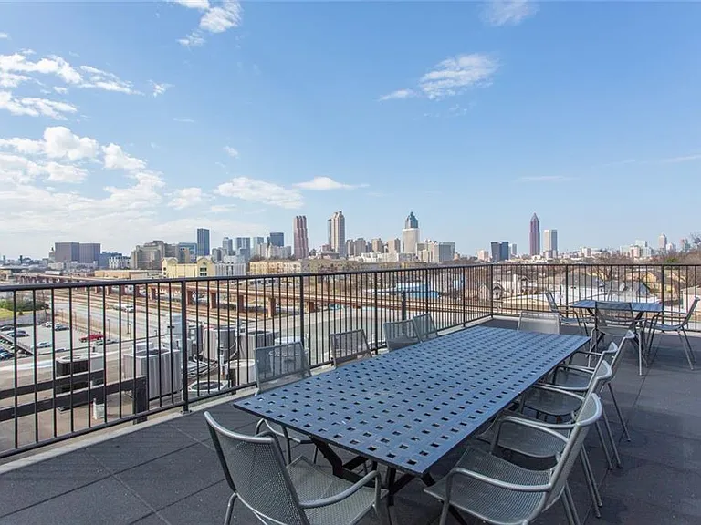 170 Boulevard SE #E221 — Photo 33