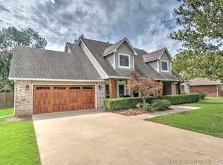 3321 Park Pl N, Muskogee, OK 74403