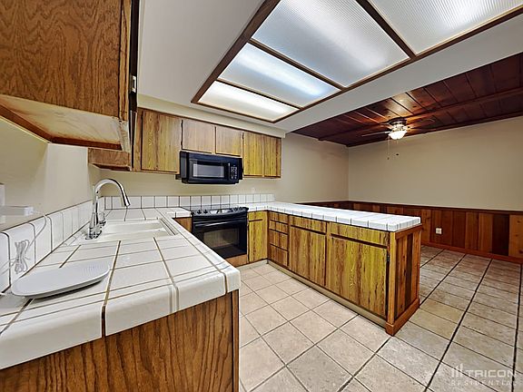 5th image of 7223 Willowwest Ct