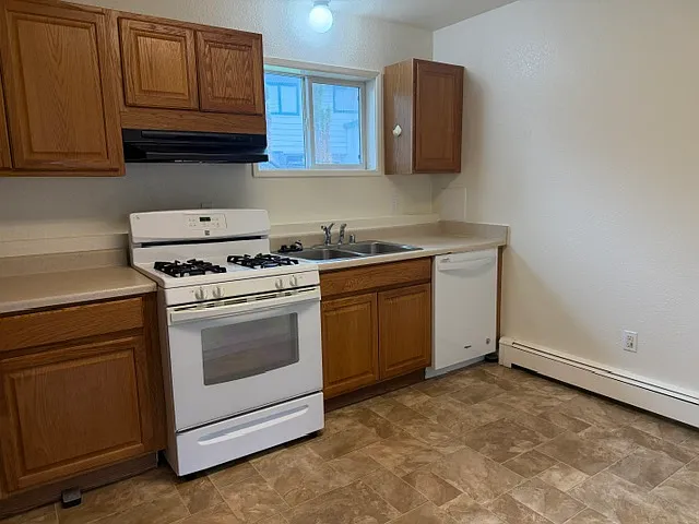 3141 W 69th Ave — Photo 3
