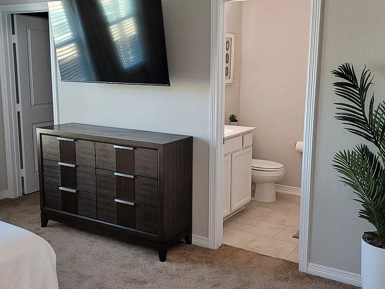 710 Lee Ave — Photo 24