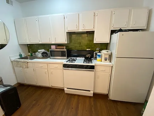 Rented by Cohen Smith Chang LLC | media 8