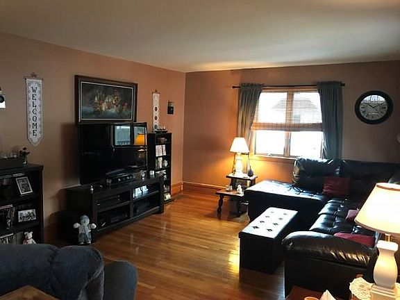 4th image of 156 McAmbley Ave
